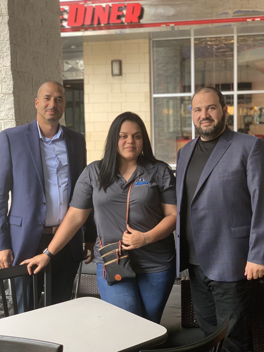GIANT Duriel Muehlbauer (@durielgiant) on Twitter photo Awesome Market Visit with The Giant Elite Tiffany of Charlotte!! Thank you for being #1 Market for Giant #NOEXCUSES <a href="/sbahhur/">Suleiman Bahhur</a> @BProctormetro @C_Dubb_JR @HTaylorMetro <a href="/NicoleJensen3/">Nicole Jensen</a> <a href="/GiantTiffany1/">Giant Tiffany</a> Awesome Market Visit with The Giant Elite Tiffany of Charlotte!! Thank you for being #1 Market for Giant #NOEXCUSES <a href="/sbahhur/">Suleiman Bahhur</a> @BProctormetro @C_Dubb_JR @HTaylorMetro <a href="/NicoleJensen3/">Nicole Jensen</a> <a href="/GiantTiffany1/">Giant Tiffany</a>