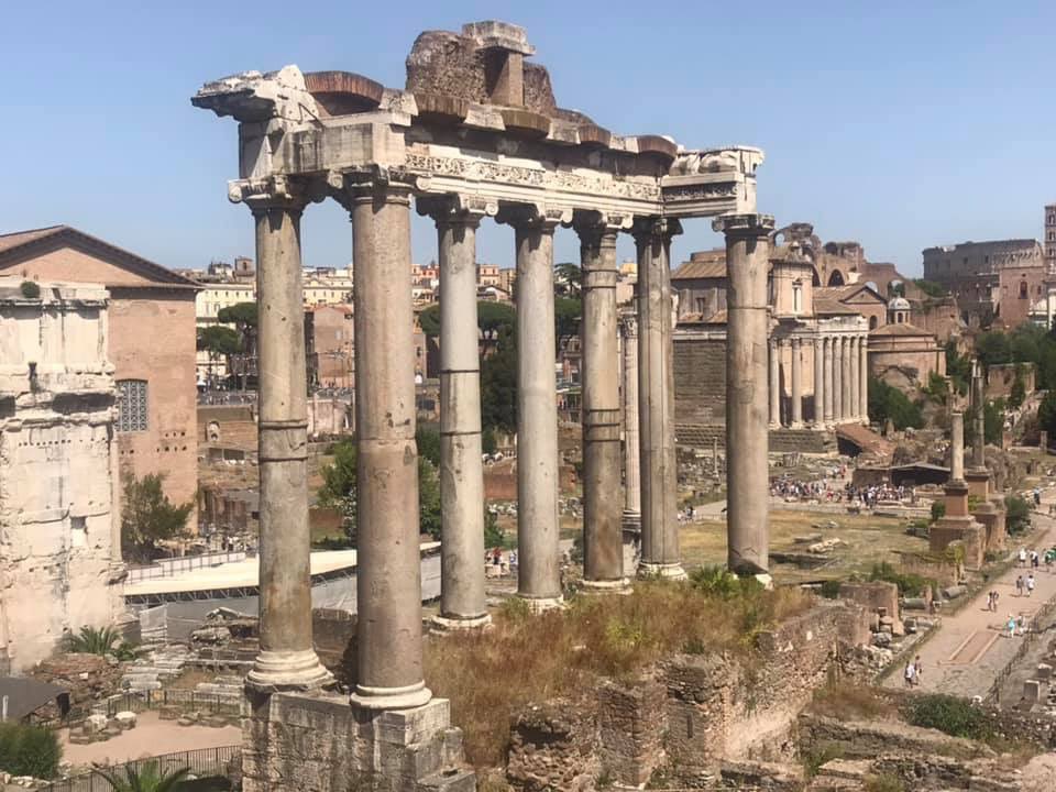 OrielHighSchool's tweet photo. The Rome Trip have arrived too and are already soaking up the sights and sunshine ☀️ 🇮🇹 #ActivityDays2019 #PurplePalaceOnTour https://t.co/pqhn9yunaU