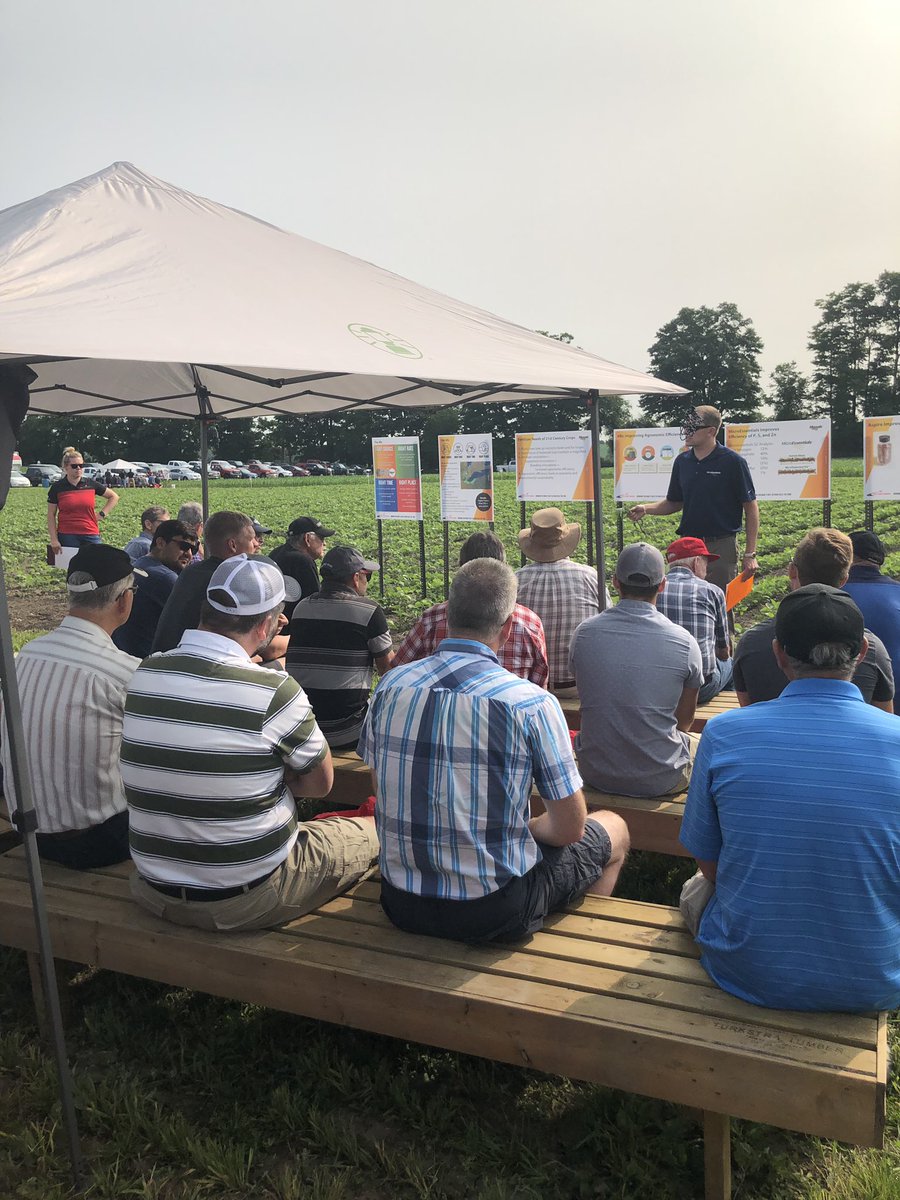 doncrops's tweet photo. Great learning event with @FS_PARTNERS #BYWN19 in Ayr @RossRBender talking nutrients @217BrianH new tech in Ag and @aaron_stevanus growth and development of corn https://t.co/zjCFsfOJnr