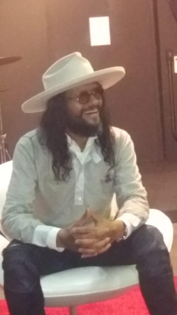 soraya_marinho's tweet photo. @dracorosa já estamos c SAUDADE. #MeetSP #DracoRosa #Gratidao #masymasvida #voltalogo  💚💛 https://t.co/NBCTdWVYiG