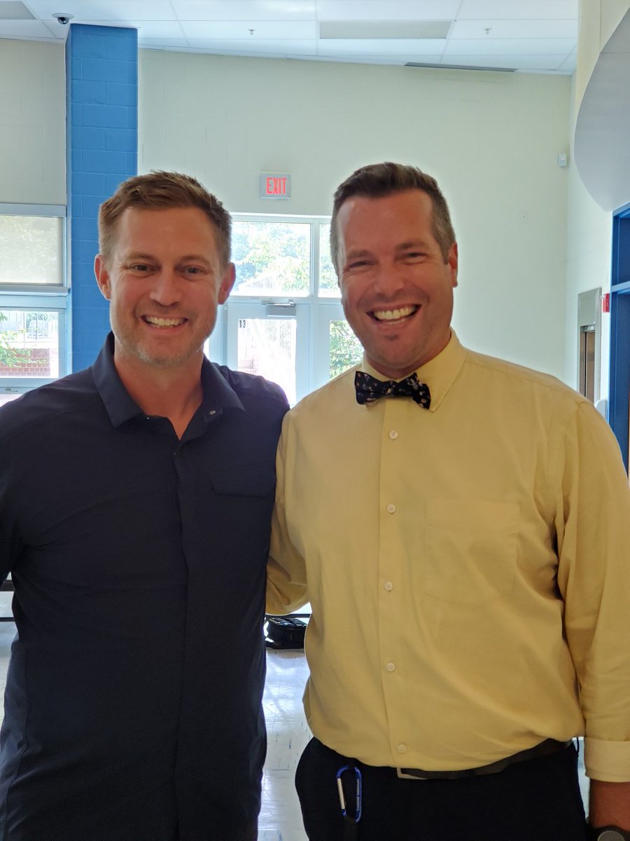 A huge thanks to Congressman <a href="/RepDavidTrone/">ARCHIVED: Rep. David Trone</a> &amp; award winning Chef <a href="/BryanVoltaggio/">BRYAN VOLTAGGIO</a> for serving our students during the #SummerMealsMD program at <a href="/LNESPanthers/">Lincoln ES</a> today!
Healthy nutrition for the mind &amp; body!
<a href="/FCPSFoodService/">FCPS Food Services</a> 
#NoKidHungry
#FreeSummerMeals