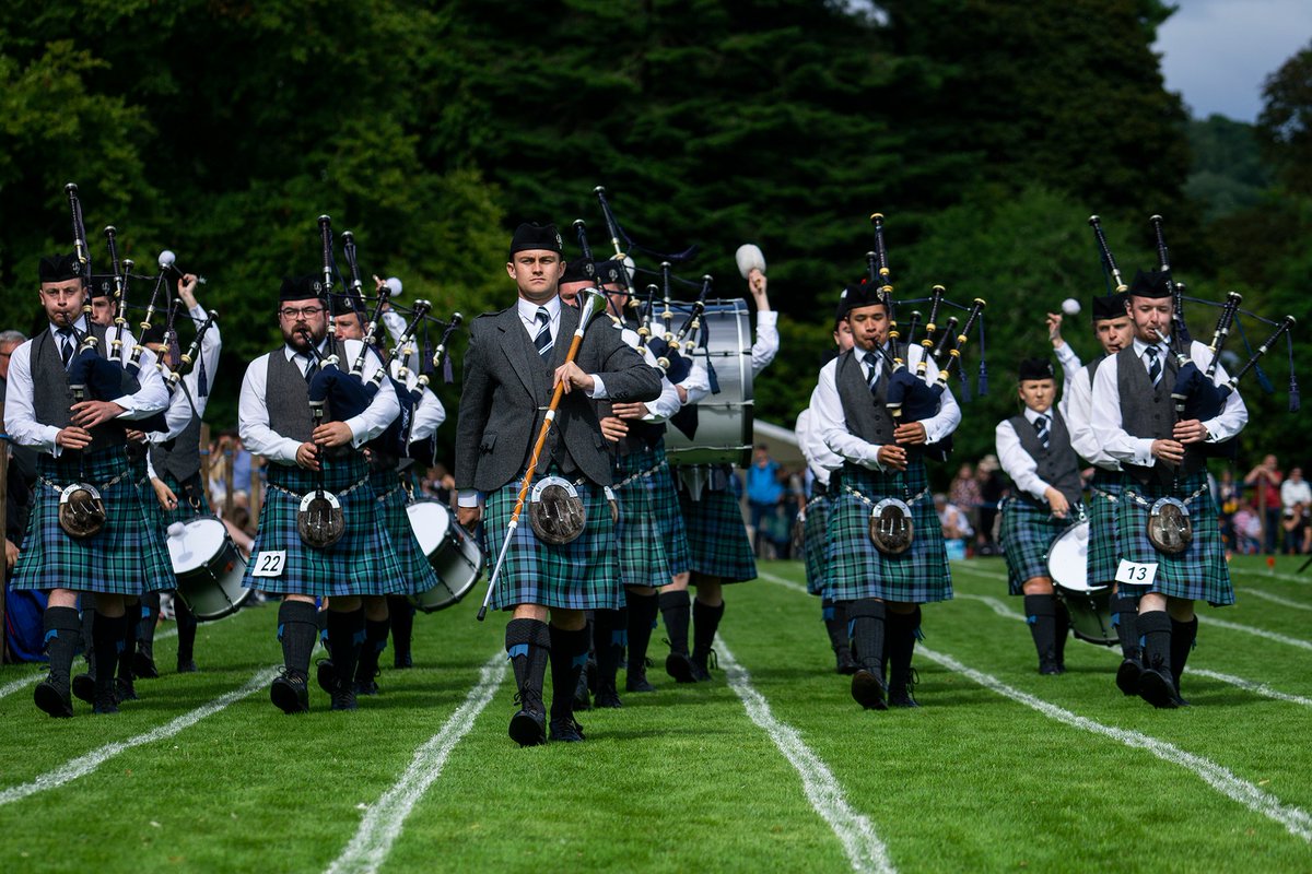 Only six days to go!
There is something for everyone at Inveraray Games.
Track and field events, highland dancing, trade and charity stalls, great Scottish food, free children's activities and, of course, the Pipe Band.
#inveraraygames2019