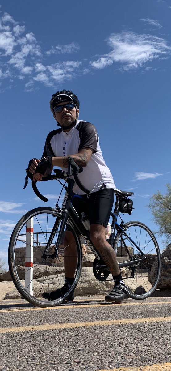 escobar7213's tweet photo. Morning vibes 🚴🏽‍♂️😎 https://t.co/xldTfGSab0