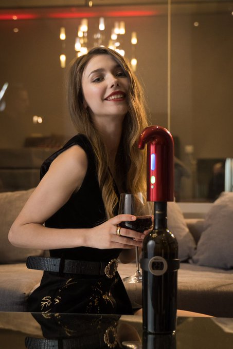 Watch Mila Azul's leaked NSFW photo on TwXstars