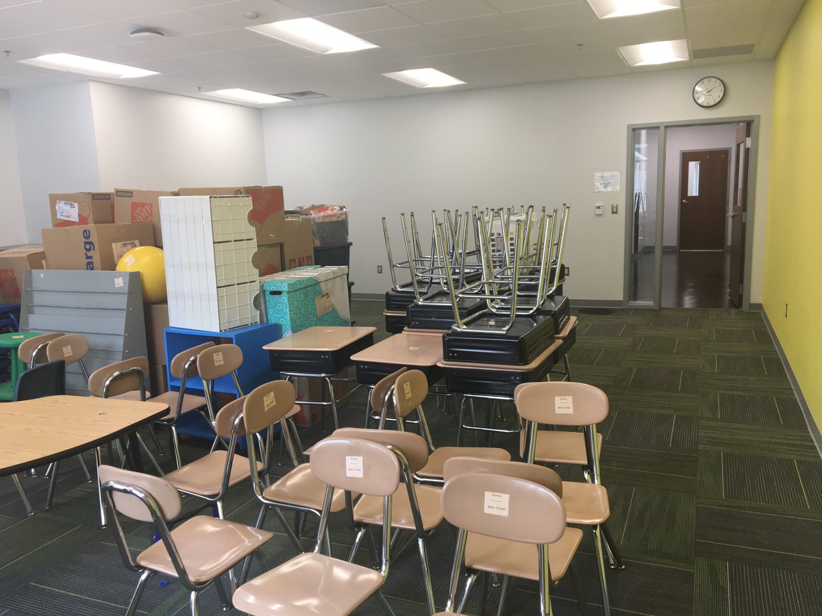PinecrestAcadem's tweet photo. It's "moving in" week! Our facilities team is readying the brand new Lower School building for our teachers and LS staff! We're getting closer! #cantwait #itshappening #newschool #newelementaryschool #forsythschools #catholicschools #joinourfamily #wearepa https://t.co/XGeb5MgfT3