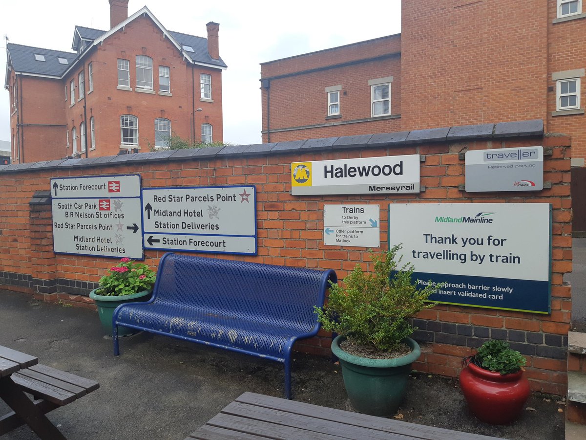 Is the Derby Midland name original <a href="/_doublearrow/">doublearrow.co.uk</a> ? And sorry the blue bordered signs on the the road, but I found them in the back garden of a pub and thought them interesting. <a href="/RoadsignReport1/">Road(&rail)sign Reporter</a> @ShowMeASignBryn