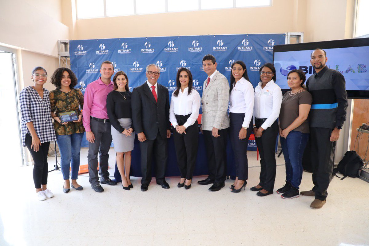 Noticia_Libre's tweet photo. @INTRANT_RD Recibe por parte de Dominican Republic Interactive Digital Center (IDC), el @ParqueCibernet1 y @EONRealityInc, donación de una aplicación, para el primer Parque Infantil de Educación Vial, que se encuentra en construcción, dentro de @CJB_RD.|#SeguridadVialRD #INTRANT https://t.co/k5ONGx11Zf