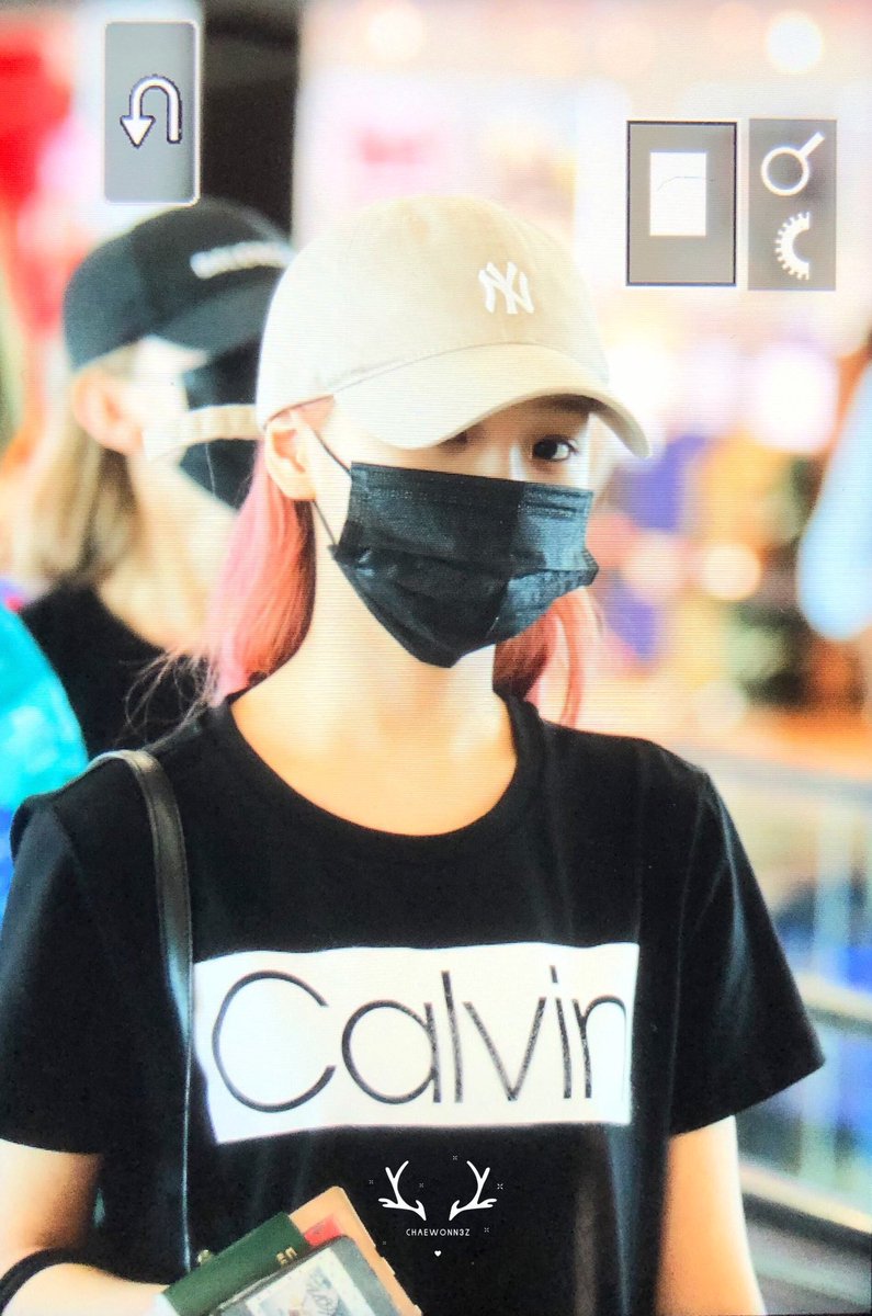 r13 キャップ　チェウォン着用 関送込☆ LE SSERAFIM チェウォン着用 R13 ベースボールキャップ