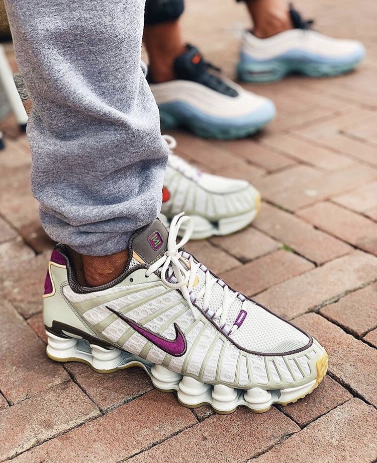 nike viotech shox