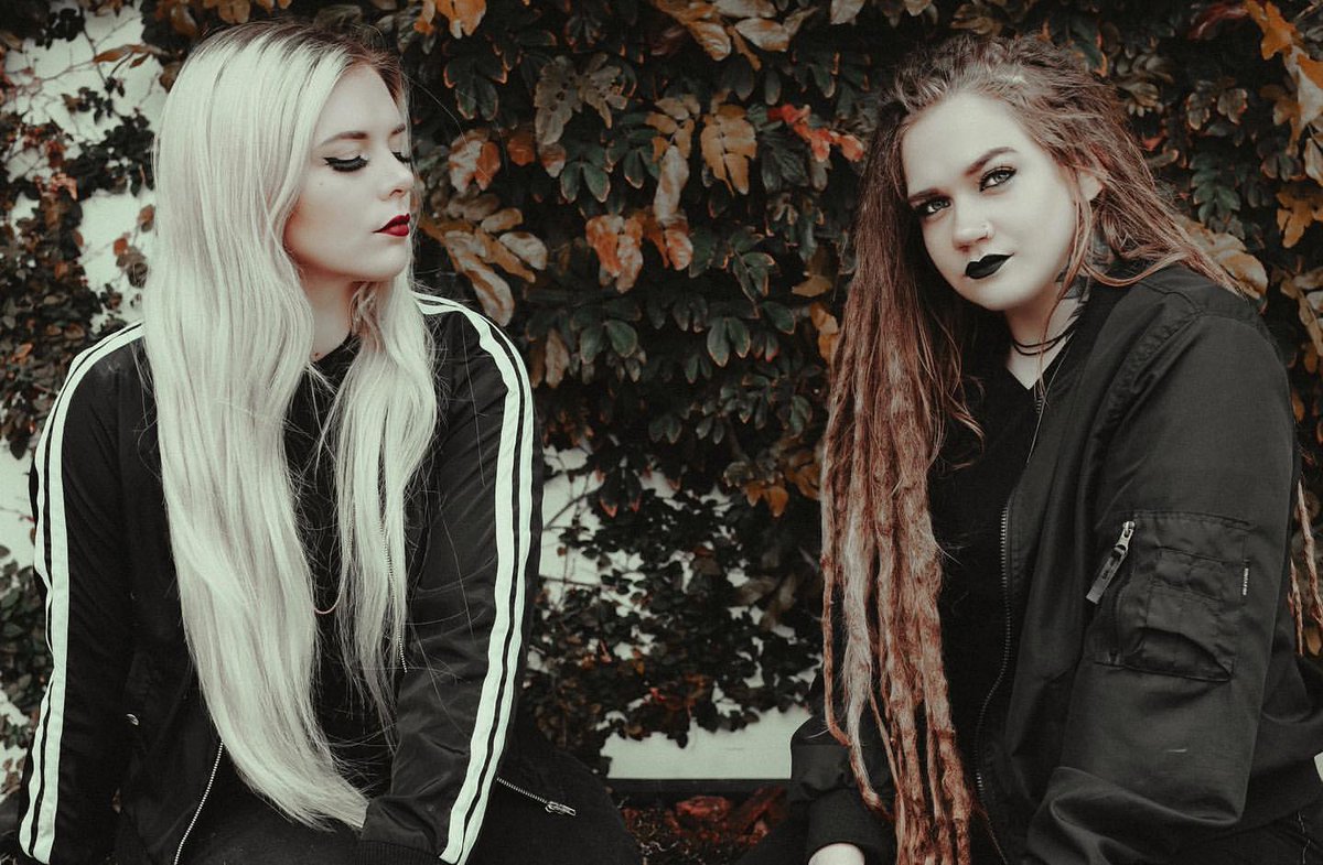 <a href="/ScarsHealInTime/">TheScarsHealInTime</a>