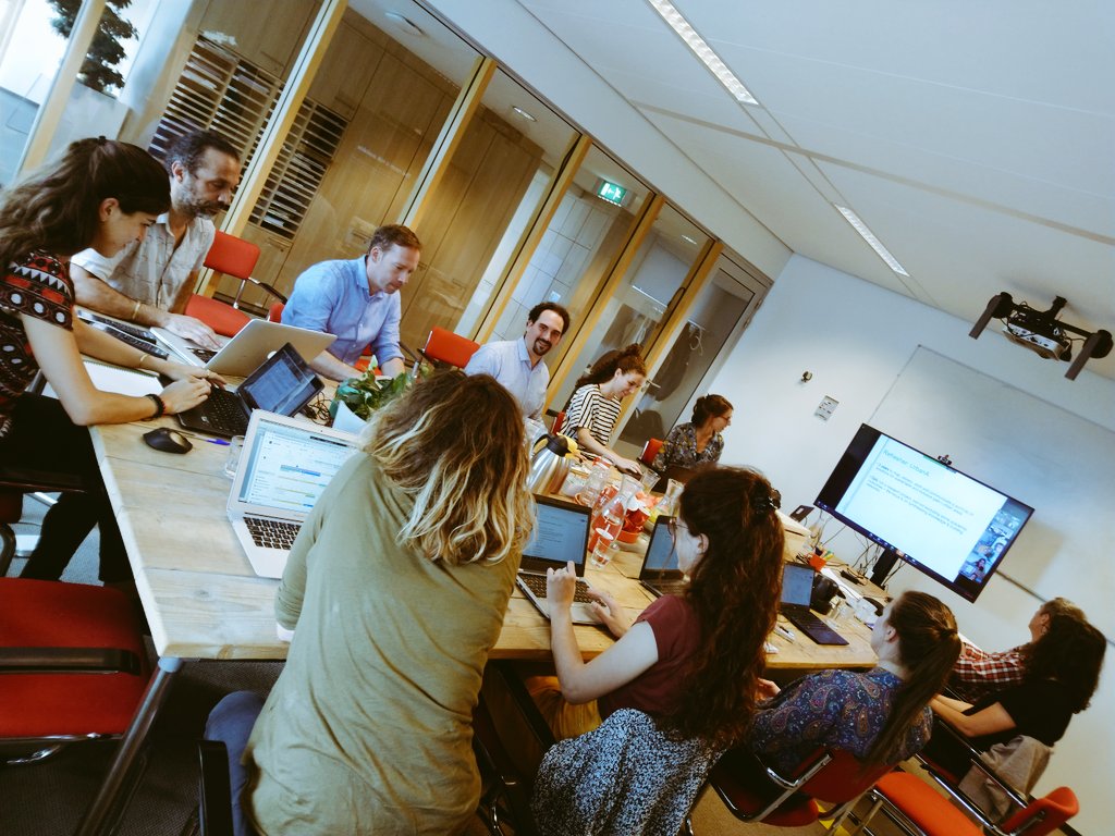 FlorAvelino's tweet photo. Co-designing a translocal arena to gather city-makers &amp; city-thinkers around approaches, drivers &amp; scenarios to tackle urban (in)justice &amp; (un)sustainability. Excited to host @arena_urban #UrbanA consortium at @DRIFTeur #sustainablejustcities. Check
https://t.co/8Aa5ExVow4! https://t.co/xN7ZCWsHhR