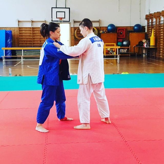 csjroma's tweet photo. Un modo di fare Ippon seoi nage
@__bellins__ @giuliafrosoni @csjroma
#judo #judoRoma #judokaitaliani #judoitalia #csjudo #centroscuolejudo #CSJROMA #judo4life #judokas #judo4stagioni #judofamily #judovine #judotraining #judostyle #Judolife #JudoVideo #Ju… https://t.co/3LlYbGEWrM https://t.co/gR9aNdaeWT
