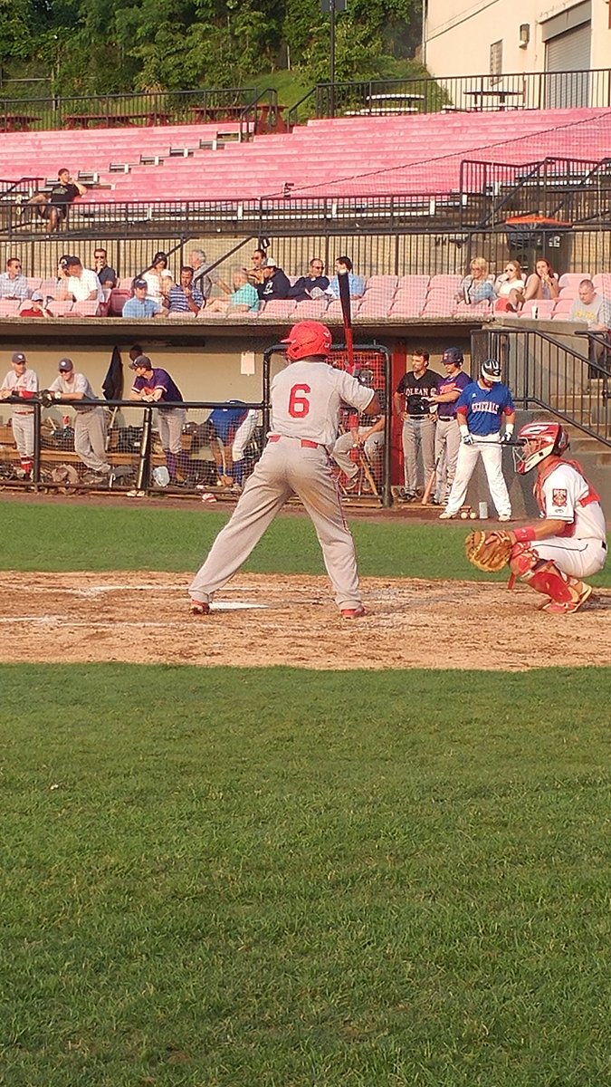 GslamMalvern's tweet photo. Grand Slam product Connor Wilson @COunt_stakula of @DaytonBaseball went 1-2 w/ a 2B for the New York Collegiate League All-Stars! They played the Atlantic Collegiate League All-Stars who was managed by our Academy Director Chris Ray @Chrisray1515Ray! #GrandSlamBaseball #AllStars https://t.co/21k10Re4JE