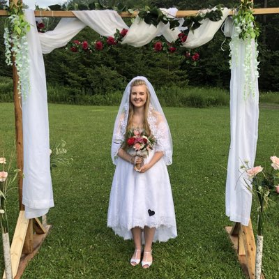 _Leesslliiee's tweet photo. #NewProfilePic https://t.co/24jJQAaAQi