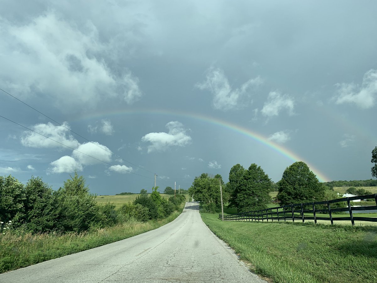 lnhstsa's tweet photo. the rainbow over our very own NORTH NATION!
@LIBERTYSCHOOLS @LNEagleNews @LNHStation @LNEagleFootball @LNHSports @LNEagleClub @LN_Section @LNHSSTUCO @LNEagleVB
#WarEagle #libertynorth #LPSLeads #lpssummer19 #lnhstsa https://t.co/R9ZjuQfged