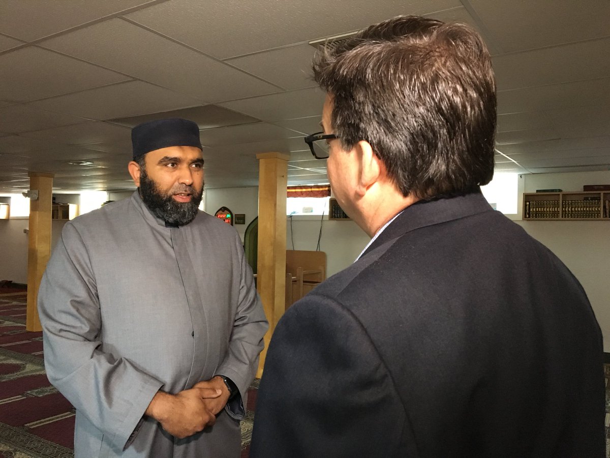 StewartVT's tweet photo. .#VT’s growing #Islamic community needs $ help securing a new mosque — and finding support... from across faiths. A nice story just ahead at 6 @mynbc5
#isvt #btv https://t.co/lDJ4JuCJeH