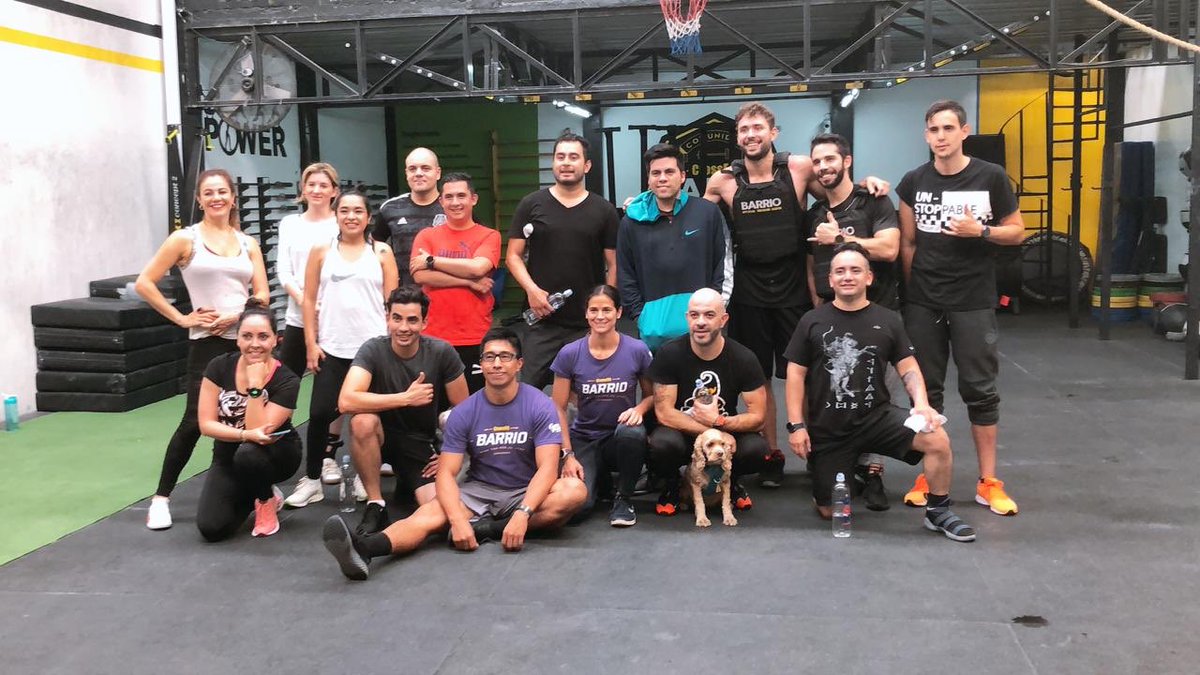 bobo_comedy's tweet photo. .@talatalavera fue invitado hoy a una clase de CrossFit en la que puso a prueba su nuevo #WatchGT de @HuaweiMobileMx 🏋🏻‍♂️⏰ 
#RisaEnSerio #SomosBOBO https://t.co/o6x40KmmvG