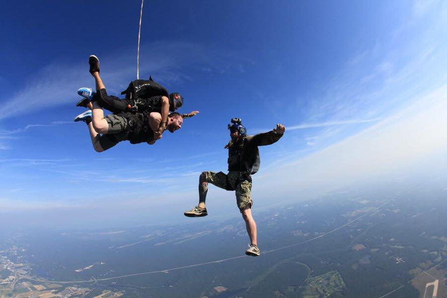 RangerRoad's tweet photo. We’re getting excited for our RR #FreedomJump2019 — We have lots of cool things happening for this event! Be sure to invite your family and friends, whether they’re Veterans or not...ALL are welcome! #Volunteer: https://t.co/FoAwVEG15V
#RangerRoad #Veterans #TogetherWeAreStrong https://t.co/dtCTBjYgK7