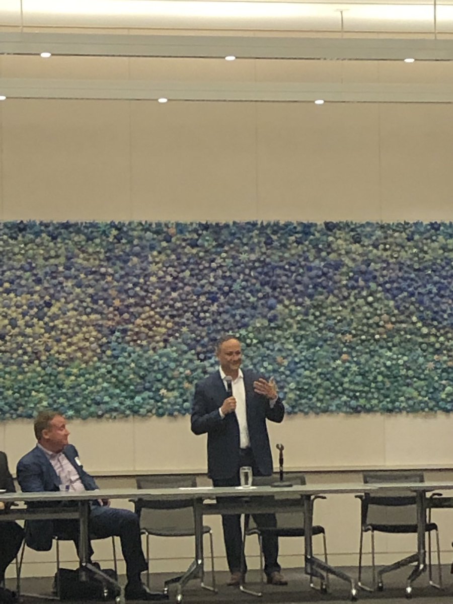 kam_buckner's tweet photo. It was great to spend some time with @douglasemhoff in Chicago today. We had a room full of engaged and informed folks for @KamalaHarris #TeamKamala https://t.co/PnpbctqLzP