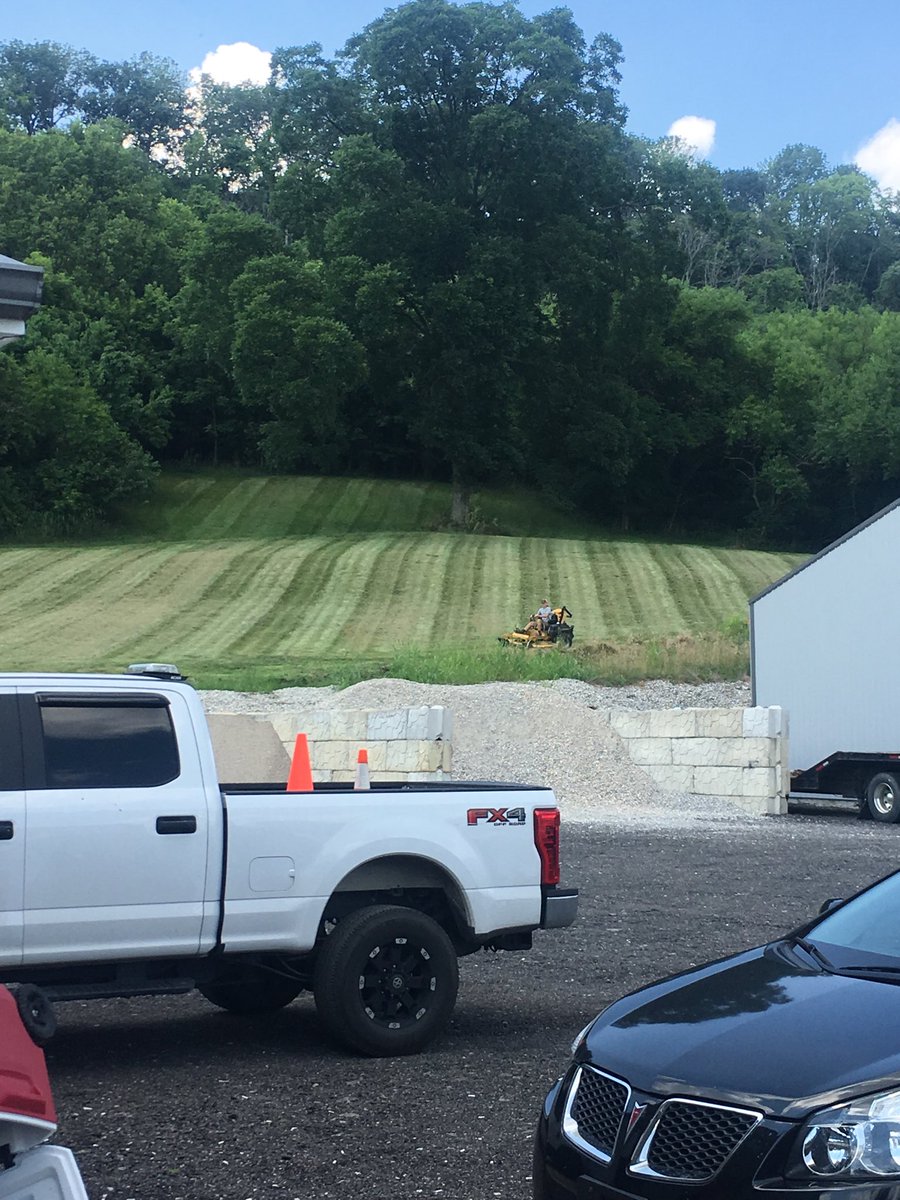 Stripes are poppin on the slope  at Parham INC !!!