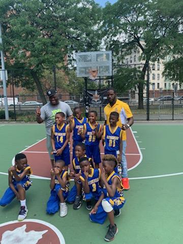 HarlemsYOTM's tweet photo. Congratulations to 8U on their win this past weekend at the Gladiator tournament. https://t.co/CeRlUZf9t1