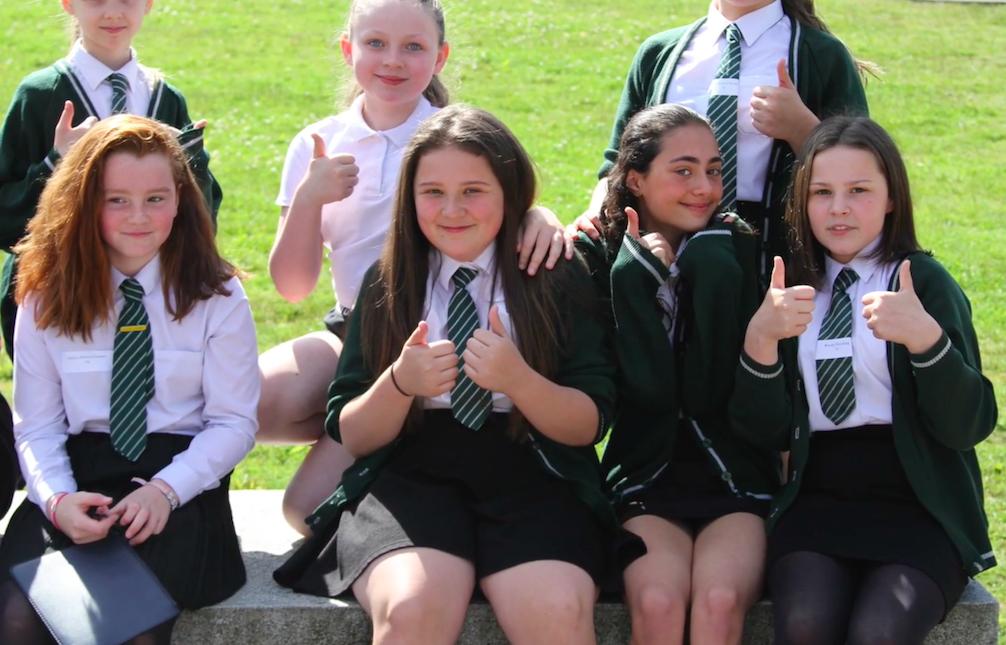DarwenAcademy's tweet photo. @DarwenAcademy #PrimaryTransition video📽️📽️ (https://t.co/b5USN9Bp0s) - @Avondale_Darwen @AshleighPrimary @stcuthsdarwen @DarwenStJ @StPeterDarwen @ldprimaryschool @HolyTrinityVC @StBarnabasCE @Sudell_Primary #stjamesprimary - Can you spot your pupils!!! https://t.co/T3JznEbIn4
