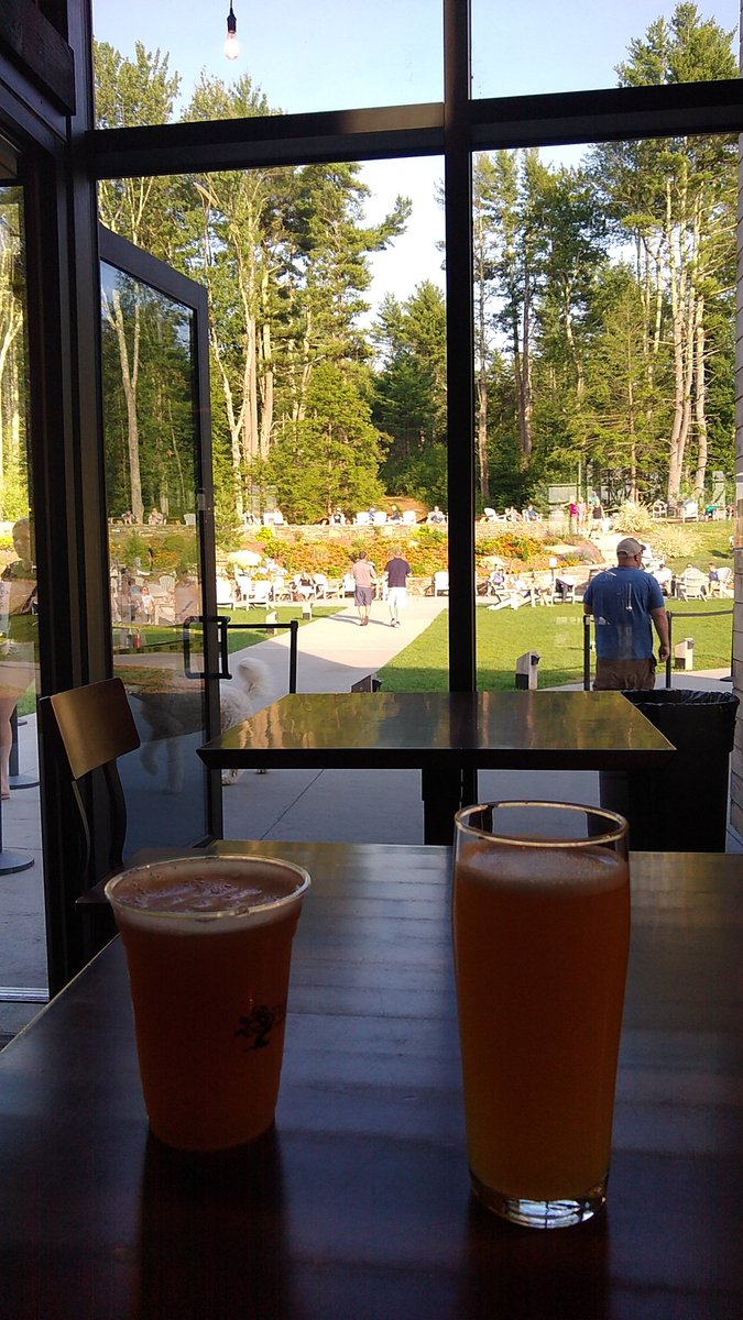MrIserloth's tweet photo. Hanging out at the treehouse brewery. Boston is absolutely beautiful! https://t.co/im1HLpYUBd