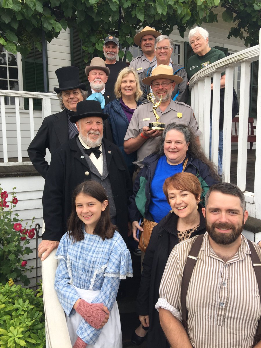 FtVancouverNPS's tweet photo. Last weekend, Beth Harrington, producer of the Emmy Award-winning documentary "Fort Vancouver," stopped by to share her award with us! Many of our staff and volunteers starred in this fantastic film, which can be watched at https://t.co/HIAlXn88wj #VanWA #Emmys #FortVancouver https://t.co/G3lbH09GuF