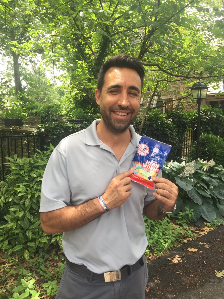rrr1sr's tweet photo. $VRUS #icecream rolling off the Lines #candy Rolled off 2 weeks ago Product in Aprrox. 2500 stores very soon 4 markets @Yankees @RedSox @cubs @Phillies $605K secured to add more @MLB Teams Plus Ongoing Business in #GCC #MENA #Europe #Africa $38M Backlog Funded @Verus_Foods #FOMO https://t.co/TQVxNu7a5d