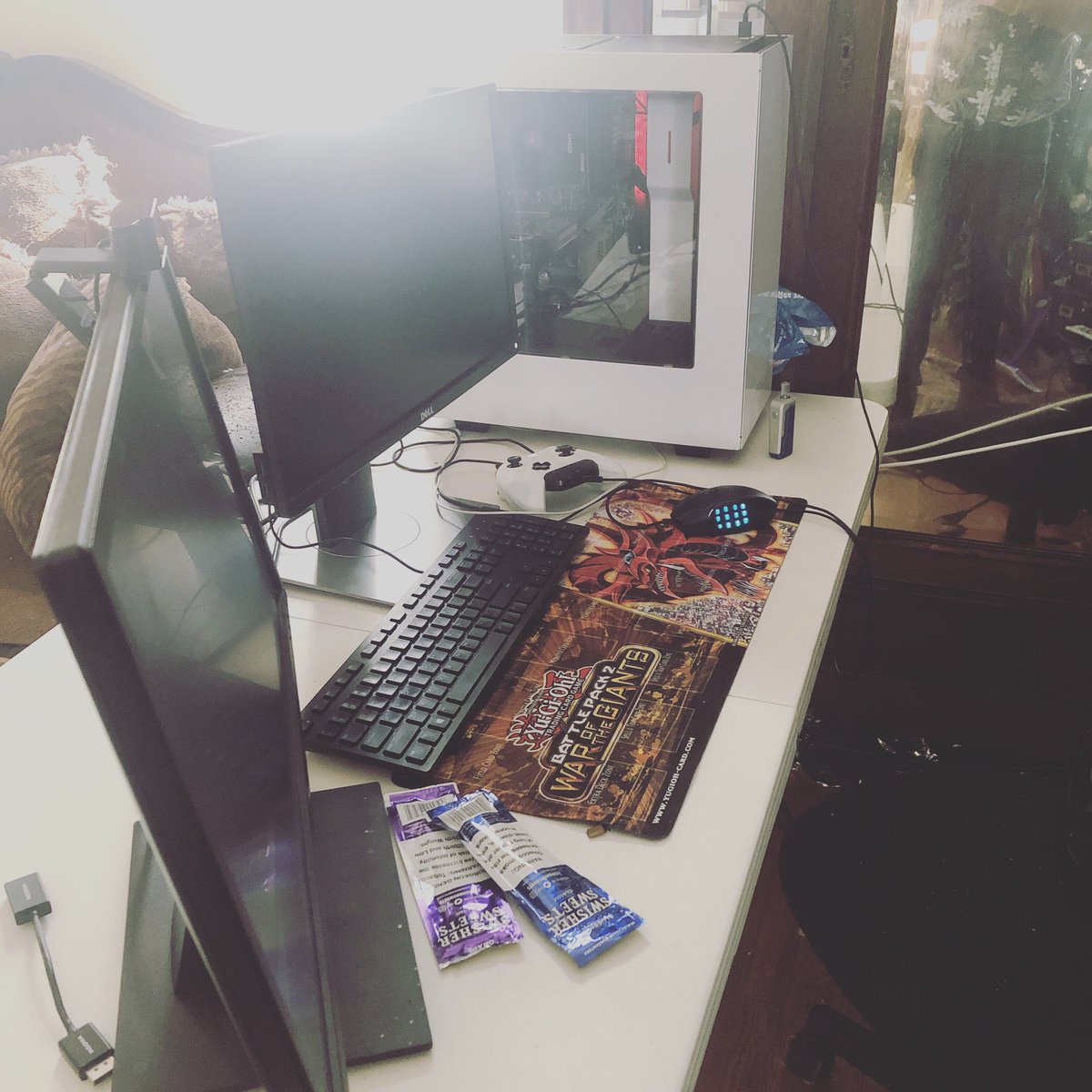 SinjinHalfThunk's tweet photo. Going live with the mobile setup! Come hang and chat it up with me! https://t.co/WTmvoMZzeu
#streamer #halfthunk #apex #fortnite #twitch https://t.co/3V6Sz2bowj