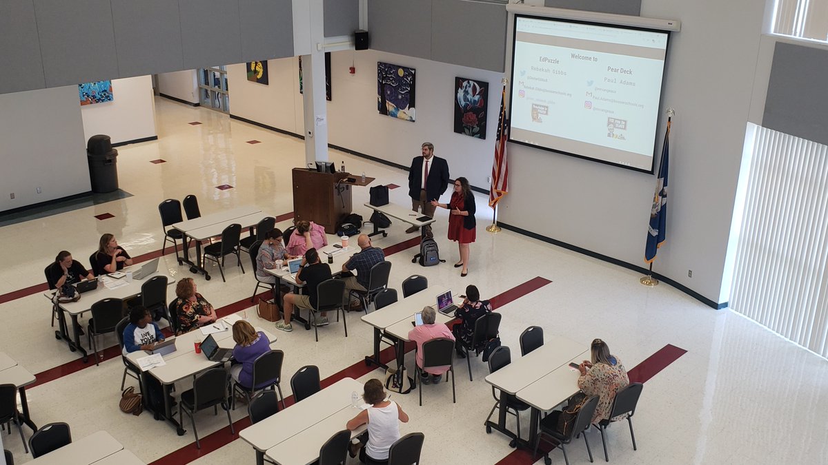 BPSBTech's tweet photo. @mrvangeaux and @DexterGibbs8 from Elm Grove Middle demo another great engaging tool @edpuzzle https://t.co/mQVdkPxNNI