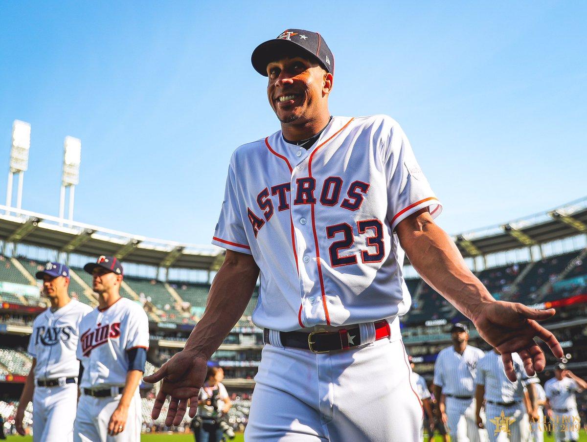 LosAstros's tweet photo. Se ven bien nuestras estrellas. 👌
#LosAstros | #AllStarGame https://t.co/7hVLYqPAqH