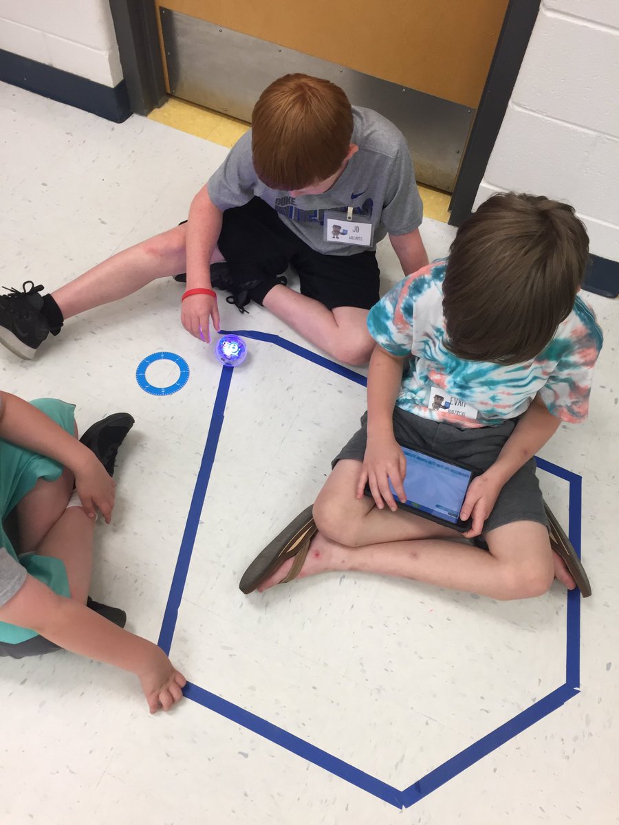 BeebeExplorers's tweet photo. @MangumExplorers 2nd day of #CodeScoutsCamp brought limited edition badges for #perserverance and #collaboration as we continue @CodeCombat, #turtleLOGO, @SpheroEdu and @scratch! 🤩🏕💻📕✏️💡2 campers collected super rare Camper of the day! #weareDPS #giftednessknowsnoboundaries https://t.co/VwxLmZjkST