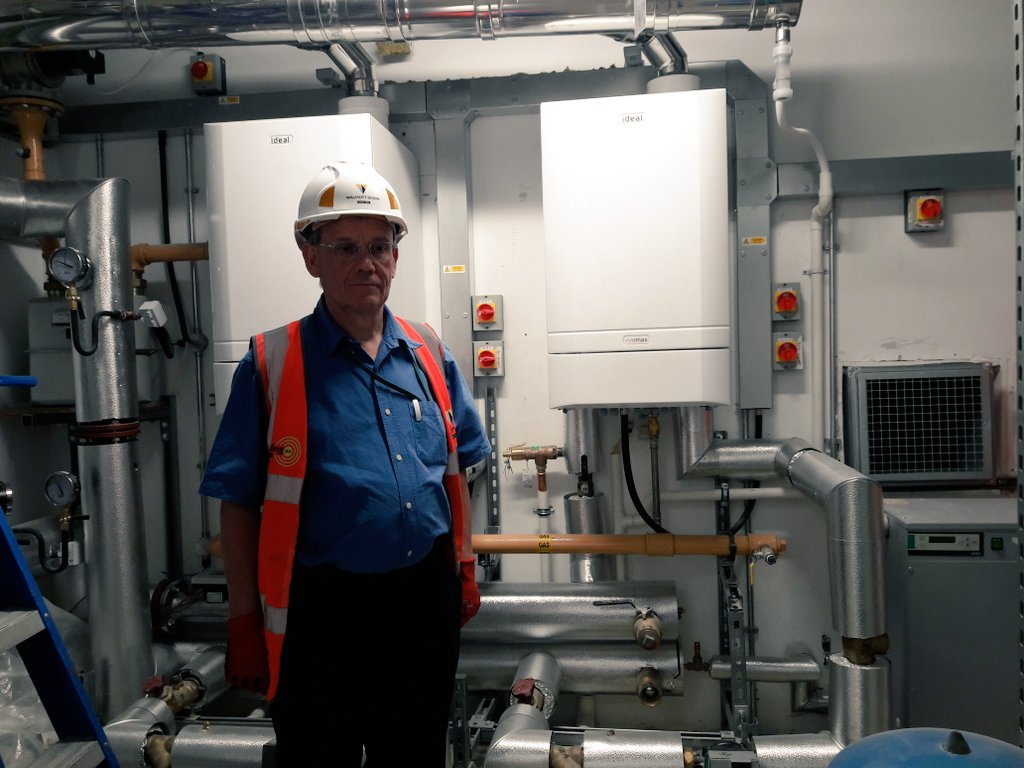 Thanks for the invite @AdeleLibDem and for showing us around <a href="/ArchitypeUK/">Architype</a>, <a href="/WillmottDixon/">Willmott Dixon</a> and <a href="/SuttonCouncil/">Sutton Council</a>. #Passivhaus School for over 1000 pupils with one normal-sized boiler (and a spare) <a href="/MalcolmSurbiton/">Malcolm Self</a>