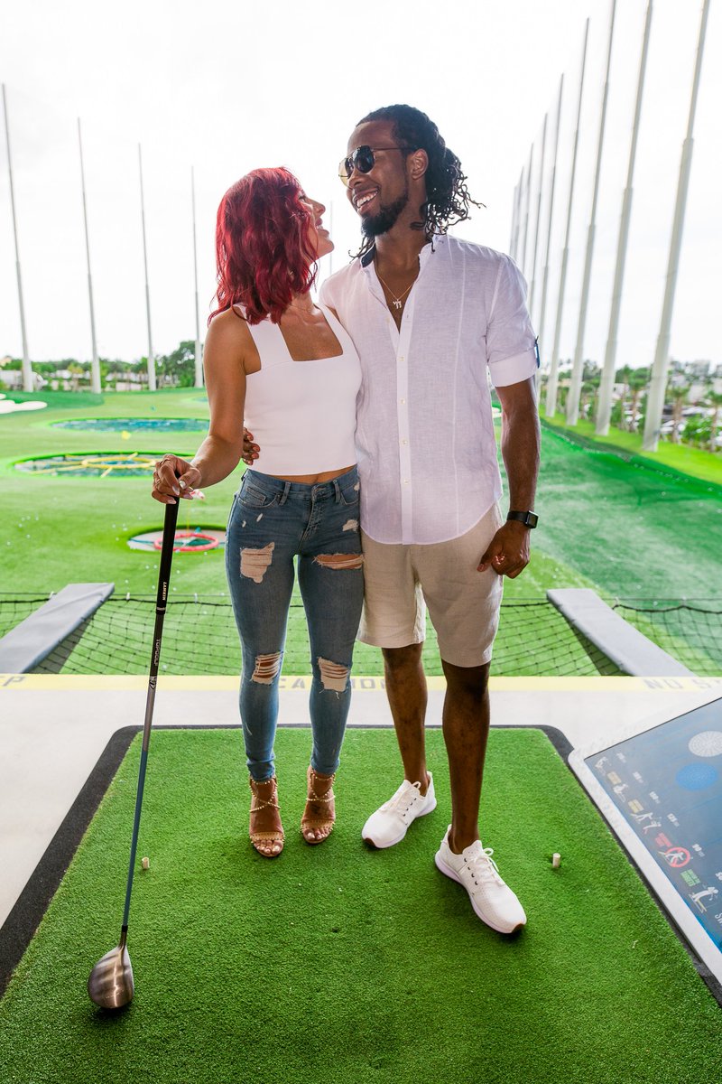 irieweekend's tweet photo. Food, Fun &amp; Selfies (with @sharnaburgess and Josh Norman)
🍔🏌🏾‍♂️🏌🏻‍♀️📲😍 
It couldn’t get any better!!!
@samsungmobile @topgolf 
@irieevents @iriefoundation @irieweekend @irie @underarmour https://t.co/H8Sda9EJDx