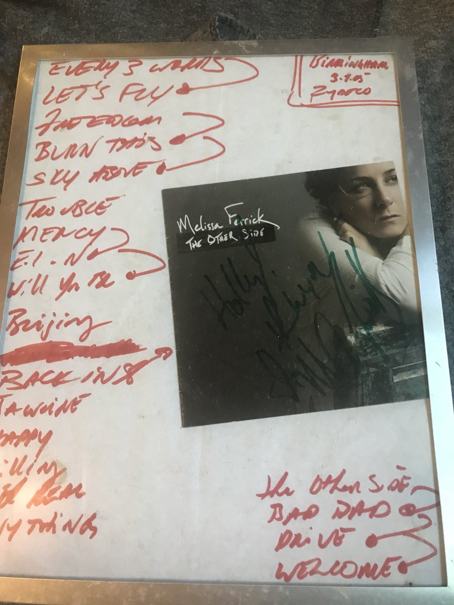 EdgeOfHolzzoli's tweet photo. Going through some old college gay shit and found some quality @MelissaFerrick stuff. This is still one of the best shows I’ve ever witnessed. https://t.co/bnNR7UEioi