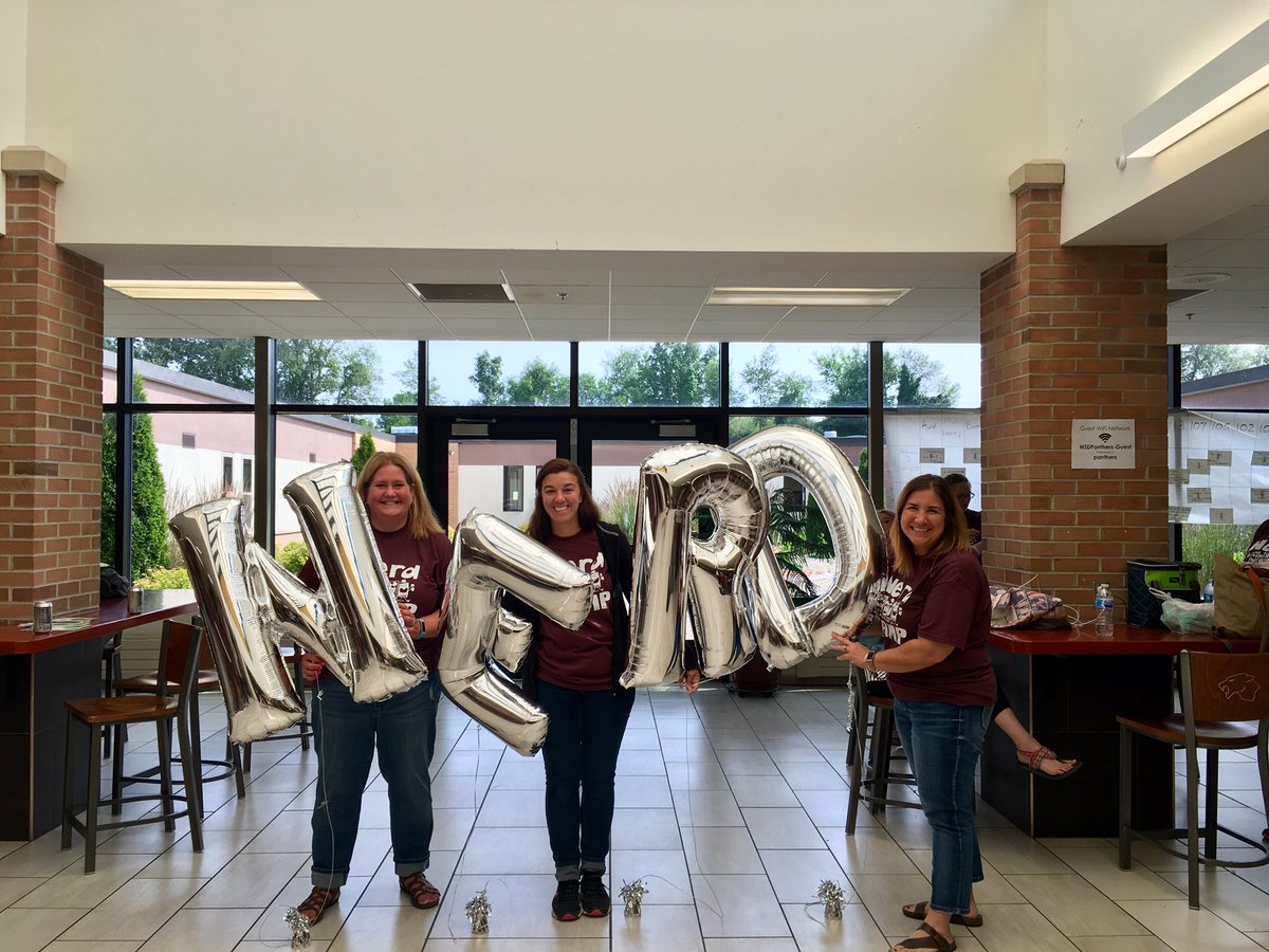 KReilley5's tweet image. With my nerds at #nErDcampMI.