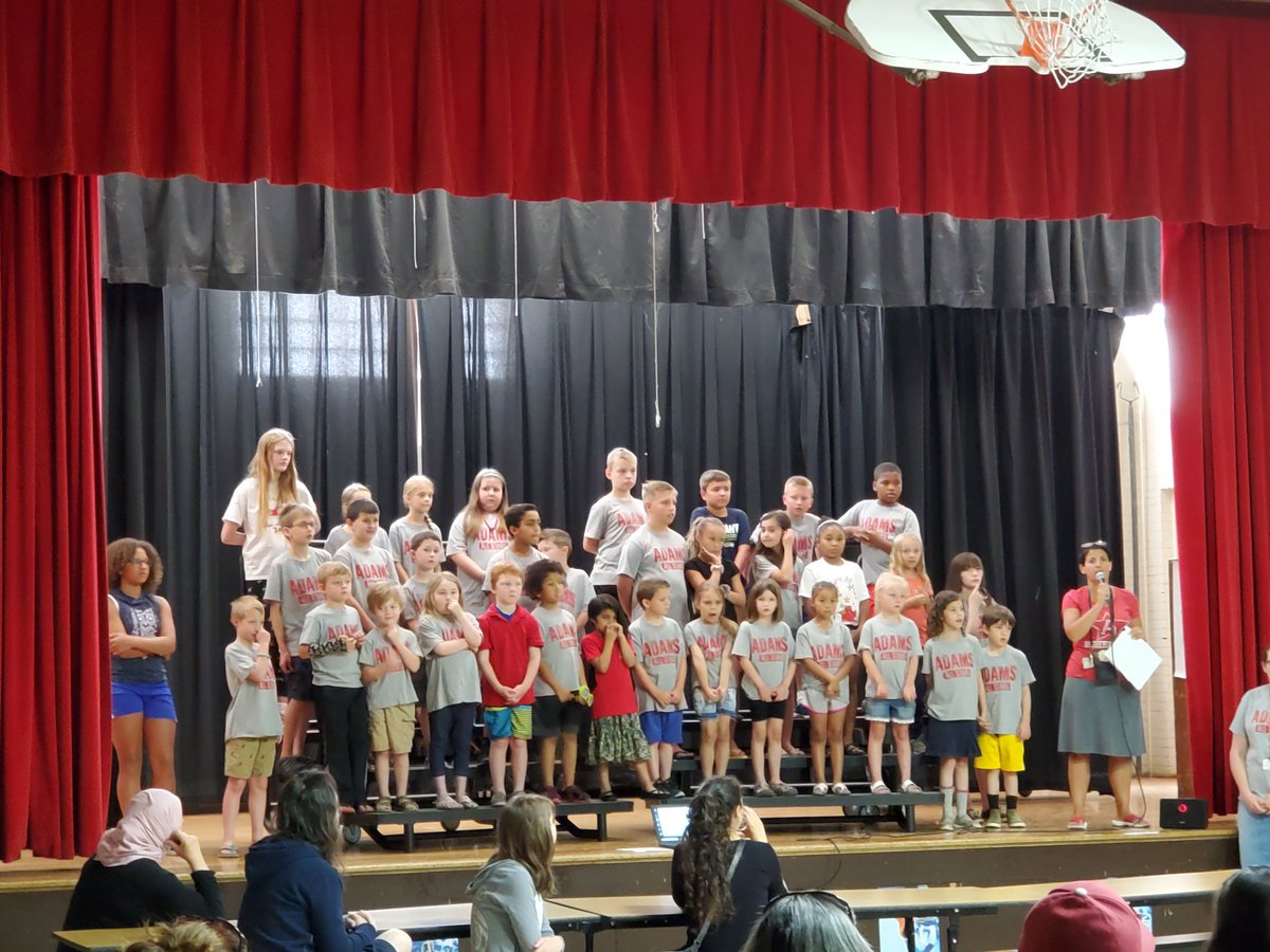 Playgound build for <a href="/NAESP/">National Assoc. of Elementary School Principals</a> Service Day. Thank you Adams Elementary in Spokane! @SCSK12Unified <a href="/TnPrinAssoc/">TN Principal Assoc</a> #NAESP19