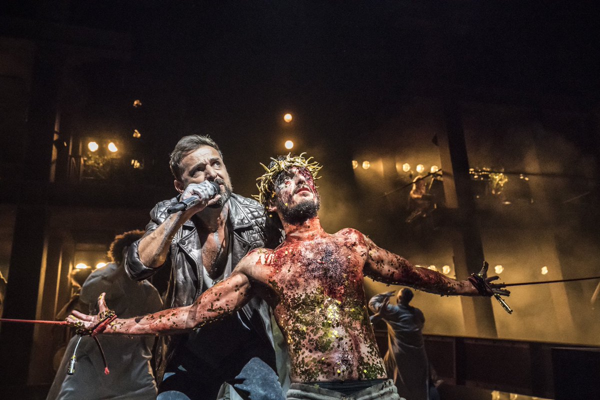 Every once in a while (if you’re lucky) you get to encounter a definitive production. Tonight I witnessed the definitive Jesus Christ Superstar. Perfection to the final fleck of glitter. To the final drop of blood. @robtripolino @RicardoAfonsoPT gave career defining performances.