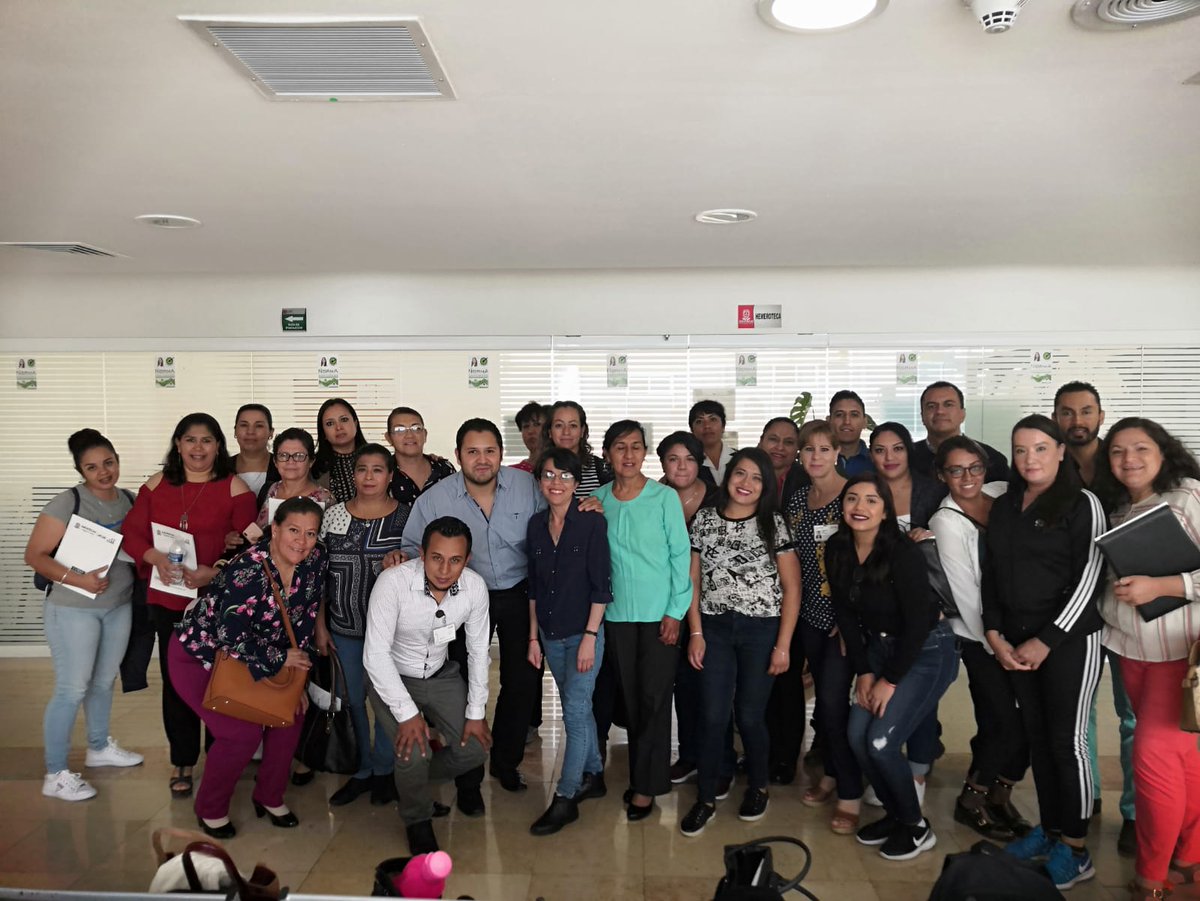 SSZ_Zac's tweet photo. #InfoSalud 

Llevamos a cabo el curso "Actualización en temas de Oncoenfermería 2019" en el que participaron personal de enfermería del IMSS, ISSSTE y nuestra Institución.

#TrabajemosUnidos por la salud, @gobiernozac. https://t.co/a70aaXYkDd