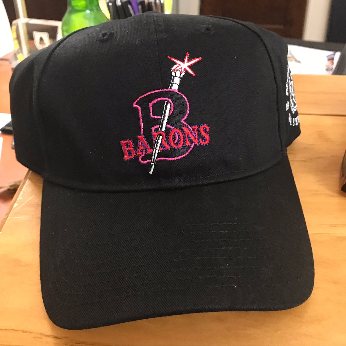 Breaking in a new cap for #AllStarGame2019. #ASG19 #BirminghamBlackBarons #MLB @nlbmprez