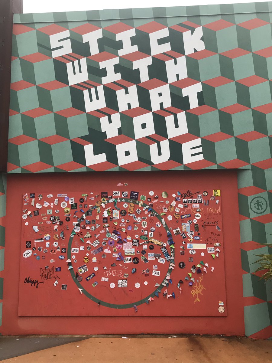 Hey #SCNAPHuG out and about #muralhunting in St. Petersburg, FL #muralsstpete #urbanart