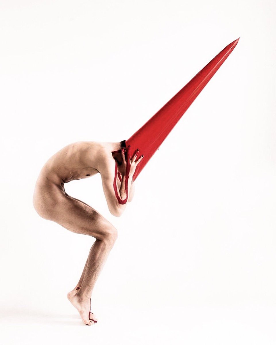 DionelPire's tweet photo. #photography #ich #me #art #artist #contemporaryart #body #bodyart #escence #bufon #iluminati #clown #life #soul #dancer #boy #man #woman #performance #world #pride #today #now #or #never #god
Photo by @josevdaza https://t.co/oWGciaRvGL