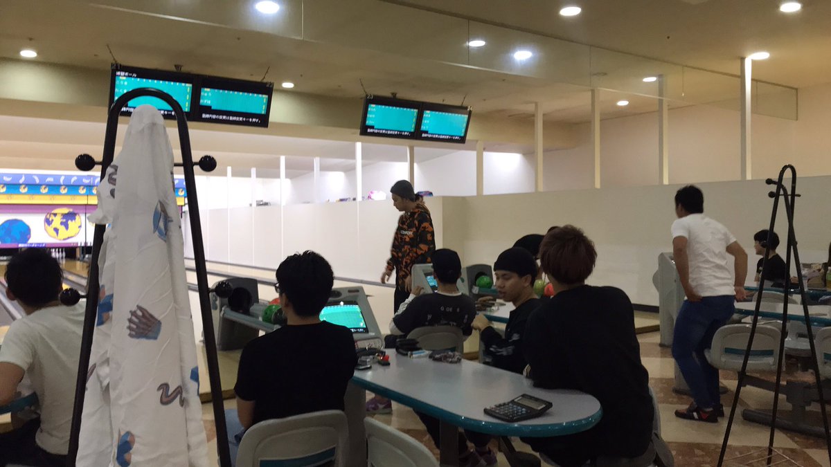 nomidokoroMONYA's tweet photo. 7/7の第三回もんや杯ボウリング大会は
29名の参加者でおおいに盛り上がりました！

白熱する予選、決勝の結果
200オーバーで優勝した逆瀬川さん
おめでとうございます㊗️🎉！

次回は11月を予定していますので
皆さんふるってご参加下さい！

皆さまありがとうございました😎 https://t.co/aLyIaS6Dyo