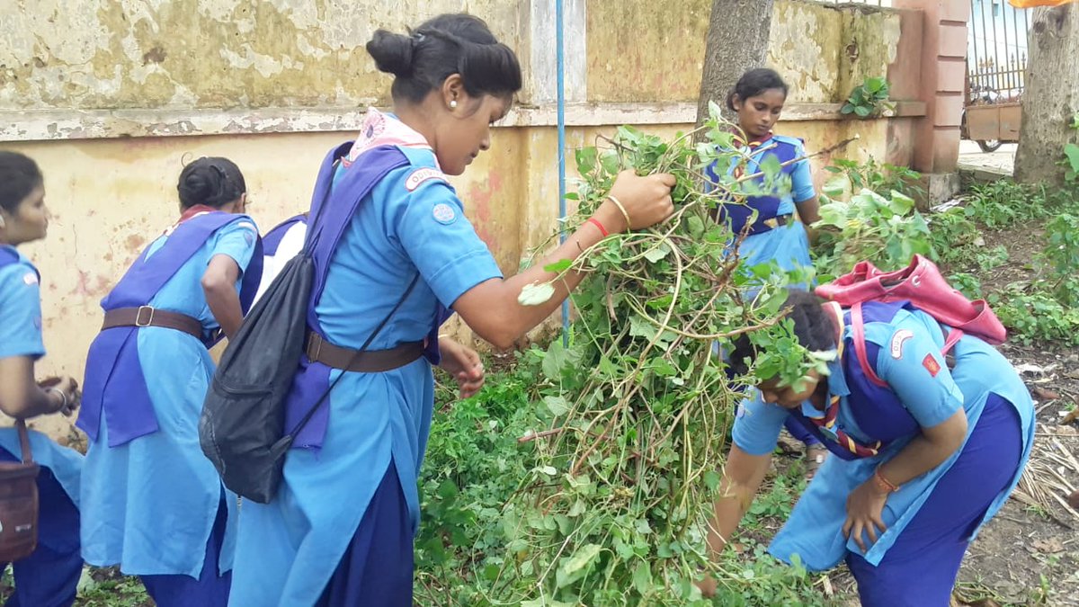 bsgnhq's tweet photo. The National Rathyatra Service Camp with the Mission of Swachh Bharat Sundar Bharat  was organized at Puri from 01st to 05th July2019 with 250 Participants.  @YASMinistry @BSGNYF @aniljaindr @DrKKKhandelwal @krishnaswamy68 @rkkaushik2012 @worldscouting @wagggs_world https://t.co/RSf0Qc7Z8g