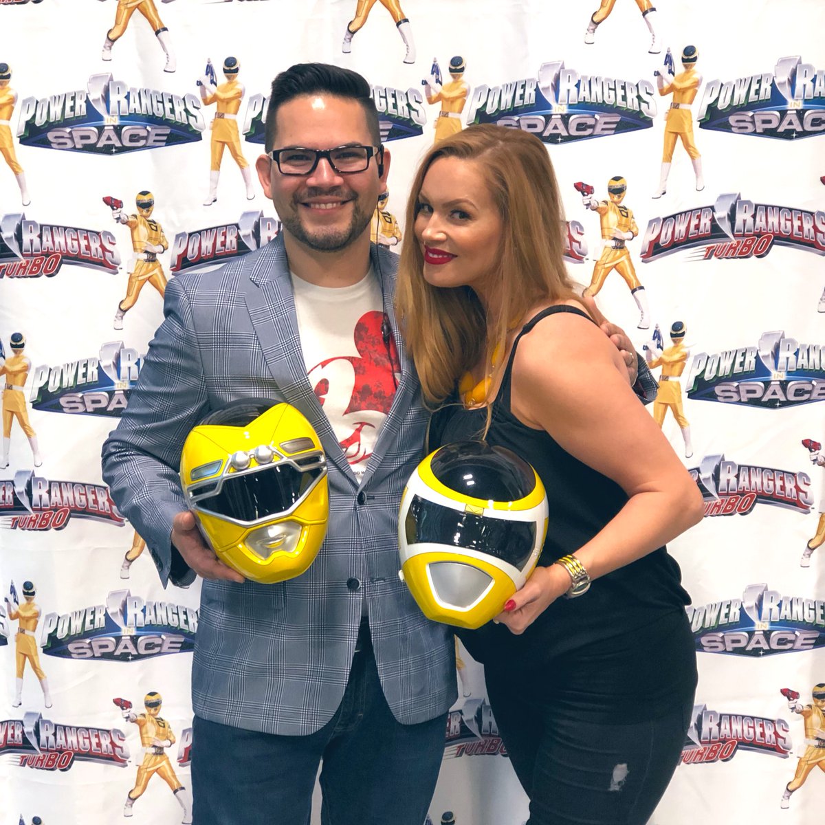 TLCYellowRanger's tweet photo. 😍💛⚡️
#LilacCityComicon #LCCC2019
#LilacCity #ComicCon #Spokane
#PowerRangers #YellowRanger @lilaccitycon @ChrisKattan
#stRangerThings https://t.co/bc2RpjKrC8