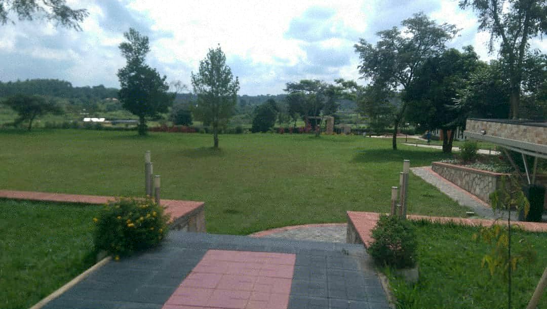 Passionsltd's tweet photo. Compound design is the foundation of any great landscape. What does your dream garden look like? Allow us Make that dream a reality with compound design secrets.

Reach us on 0782451967 or 0754 451 967  https://t.co/mnMBmWK7md
#compounddesign #landscapping #Construction #Homes https://t.co/8Leyw3xeqN
