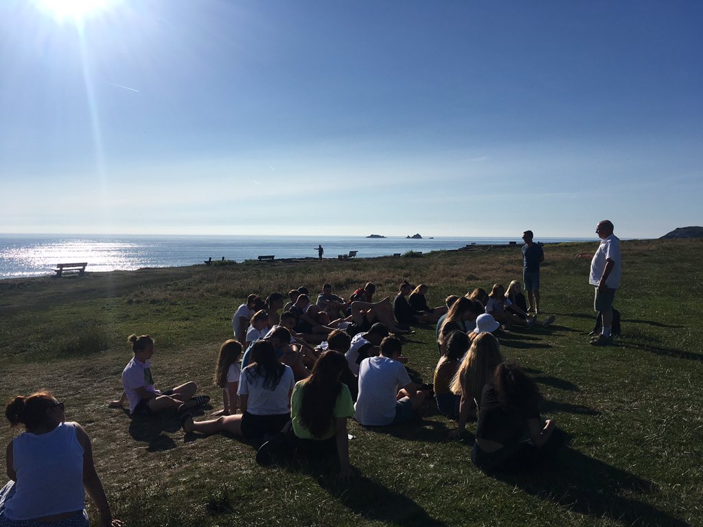GCHumanities's tweet photo. Evening talk from Bob Digby by the sea! #gcyr1218 #gcgeog @OrleansPark https://t.co/2YH2L4ghVq
