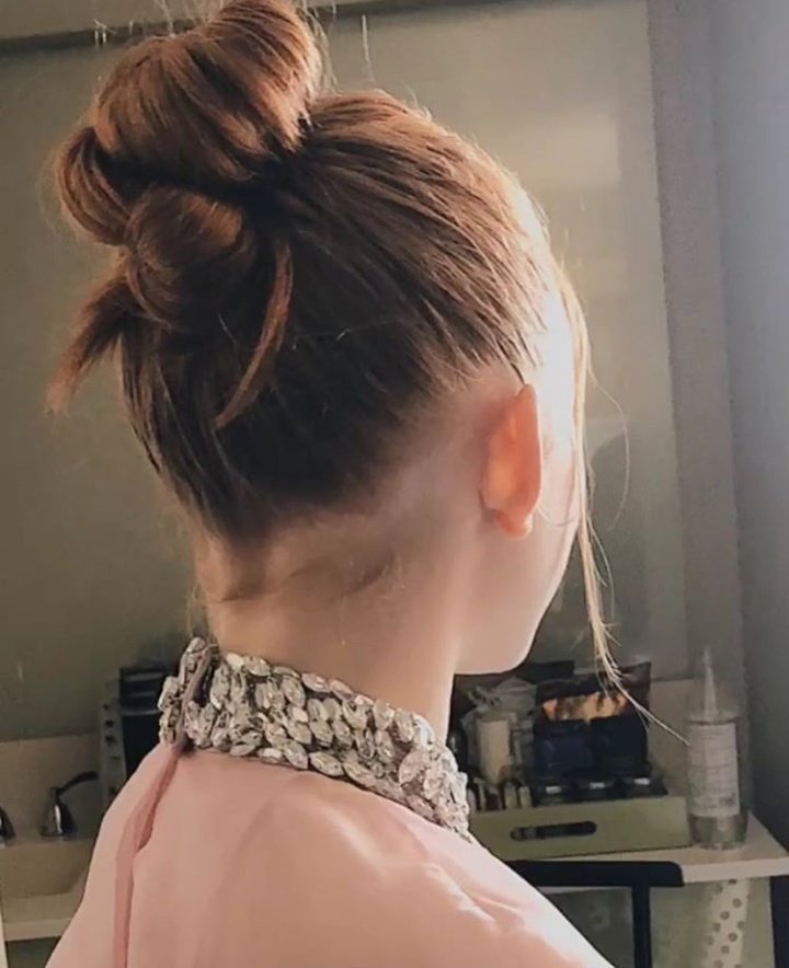 #Strangerparty

—No entiende en que consiste. —