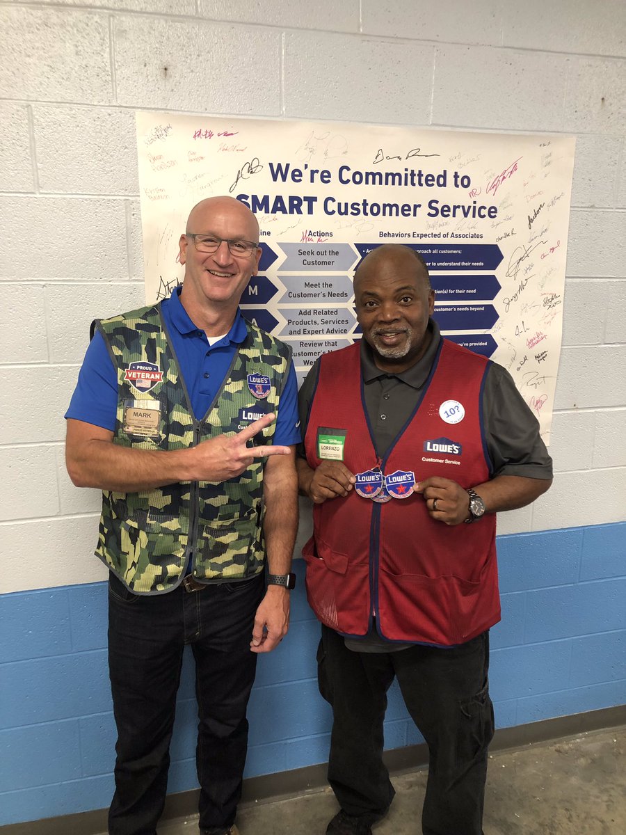 668Lowes's tweet photo. It’s official! We have our first TWO time Service Star Award Winner! Lorenzo is the jack of all trades! Plumbing? Electrical? Lumber? Doesn’t matter to Lorenzo. If there’s a customer there, they’re going to get top notch customer service.#ObsessedWithCustomerService #Lowes668 https://t.co/UVipPKljdG